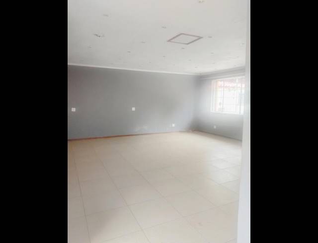 3 BEDROOM PROPERTY TO RENT IN ALBERTVILLE